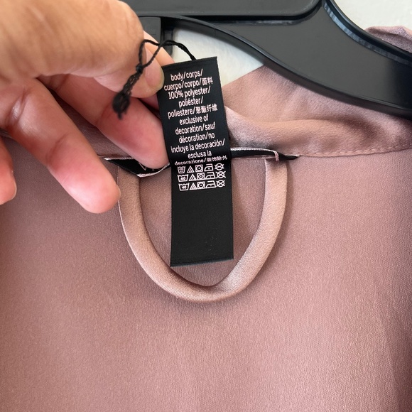 Victorias Secret Robe Sz M L Pink Open Front Belted Satin Texture Kimono Sleeves - Picture 7 of 7